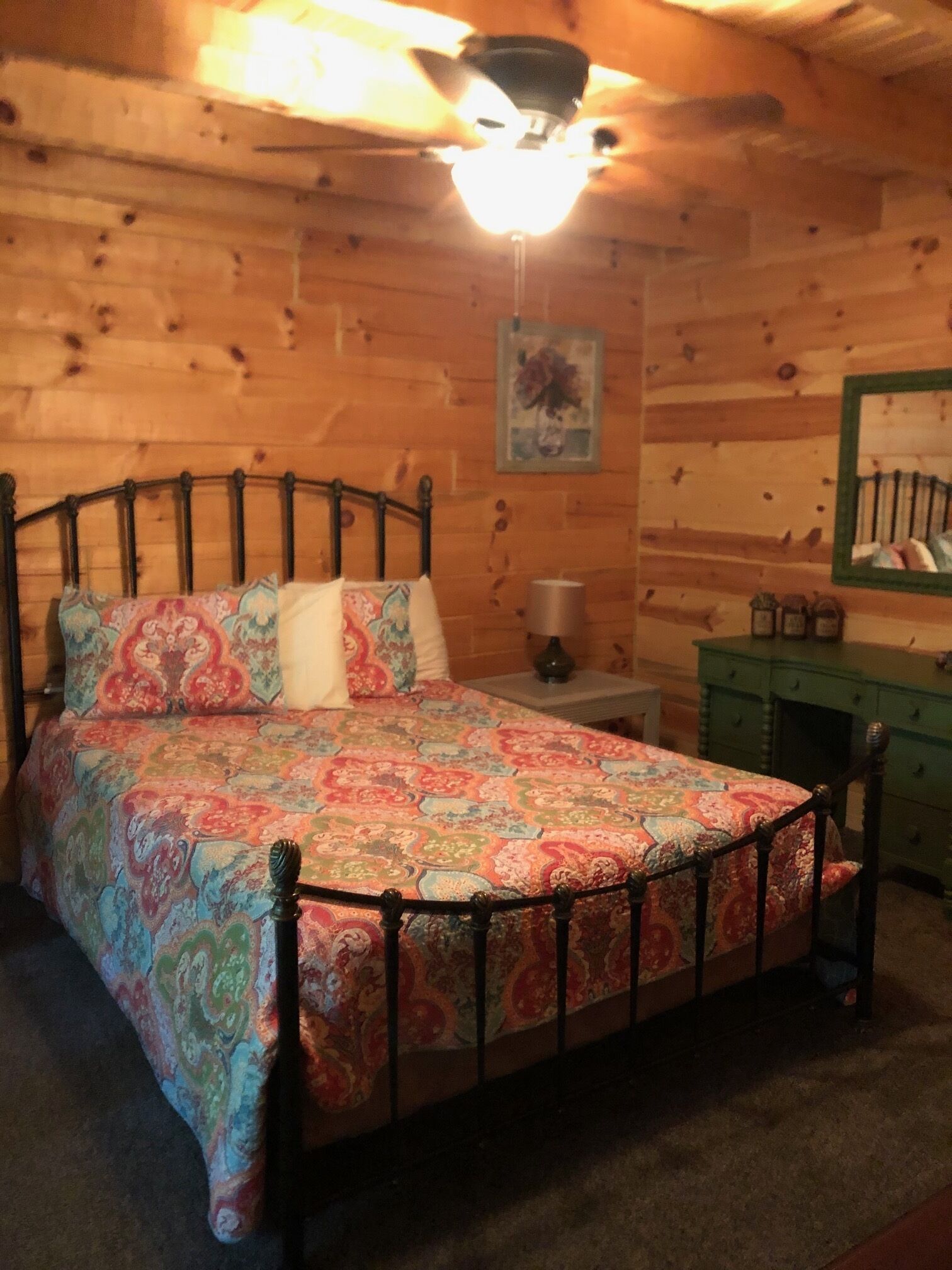 3 bedrooms, iron/ironing board, bed sheets