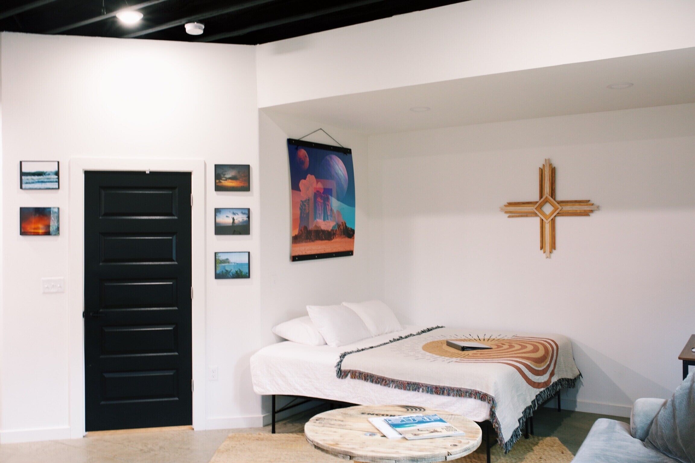 Studio Z - modern space 2mi from Choctaw Casino