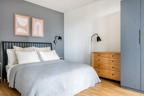 1 bedroom, iron/ironing board, WiFi, bed sheets