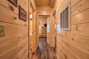 Interior - Secluded Mountain Cabin in Wardensville! (Wardensville)