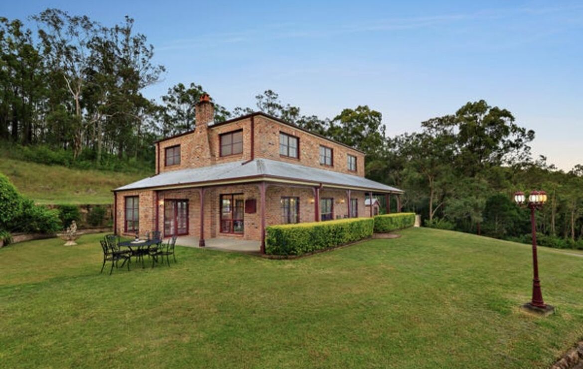 Historic Hunter Homestead - 28 acres private bushland 