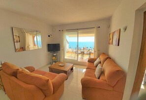 TV, DVD player - Pet-friendly Apartment Casa Panorama with Sea View, Pool, A/C, Wi-Fi & Terrace (Benitachell)