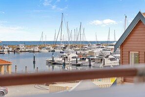 Apartamento premium, 2 quartos | Vista da sacada
