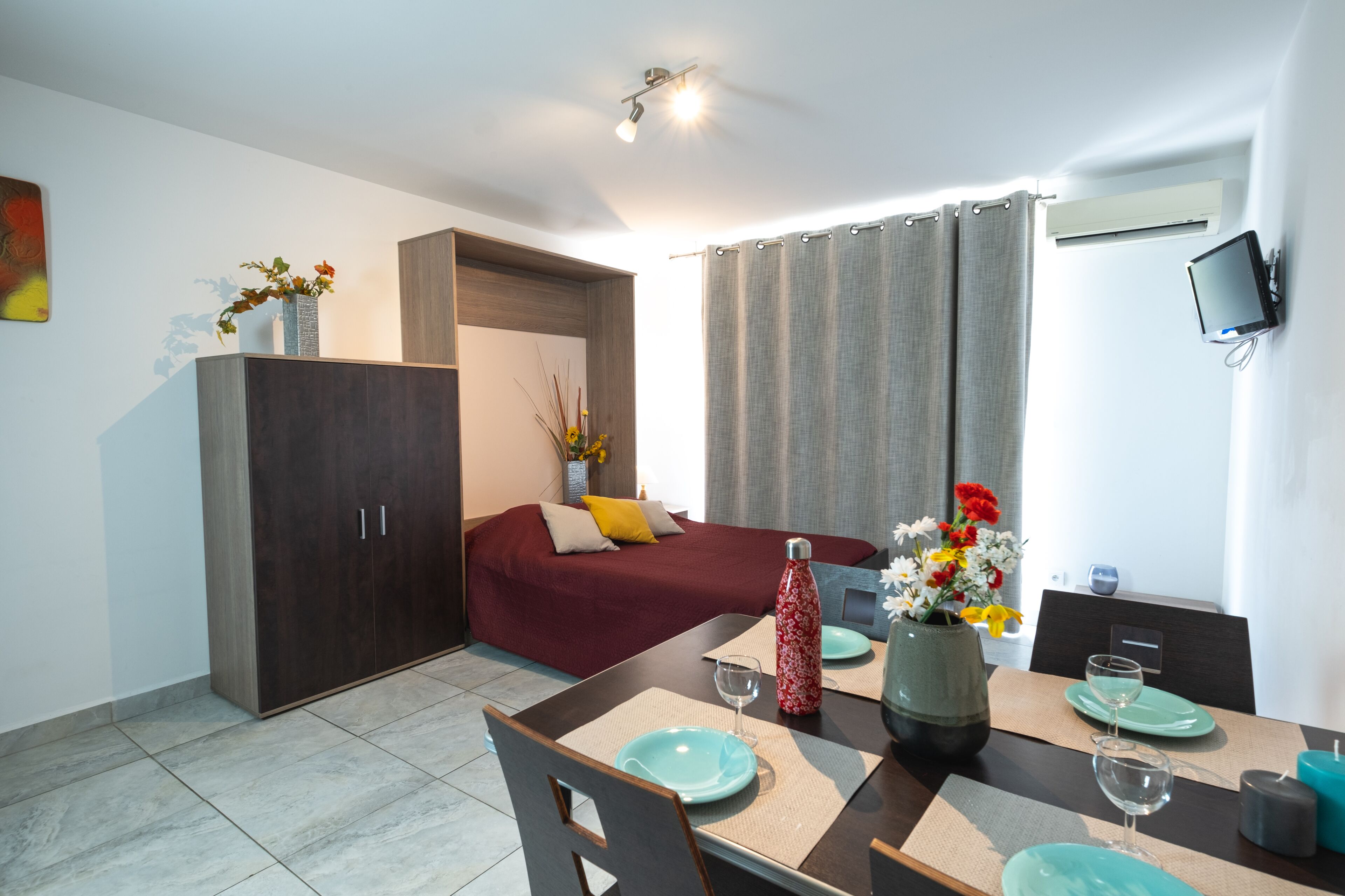 Studio Confort | Chambres insonorisées, Wi-Fi gratuit, draps fournis