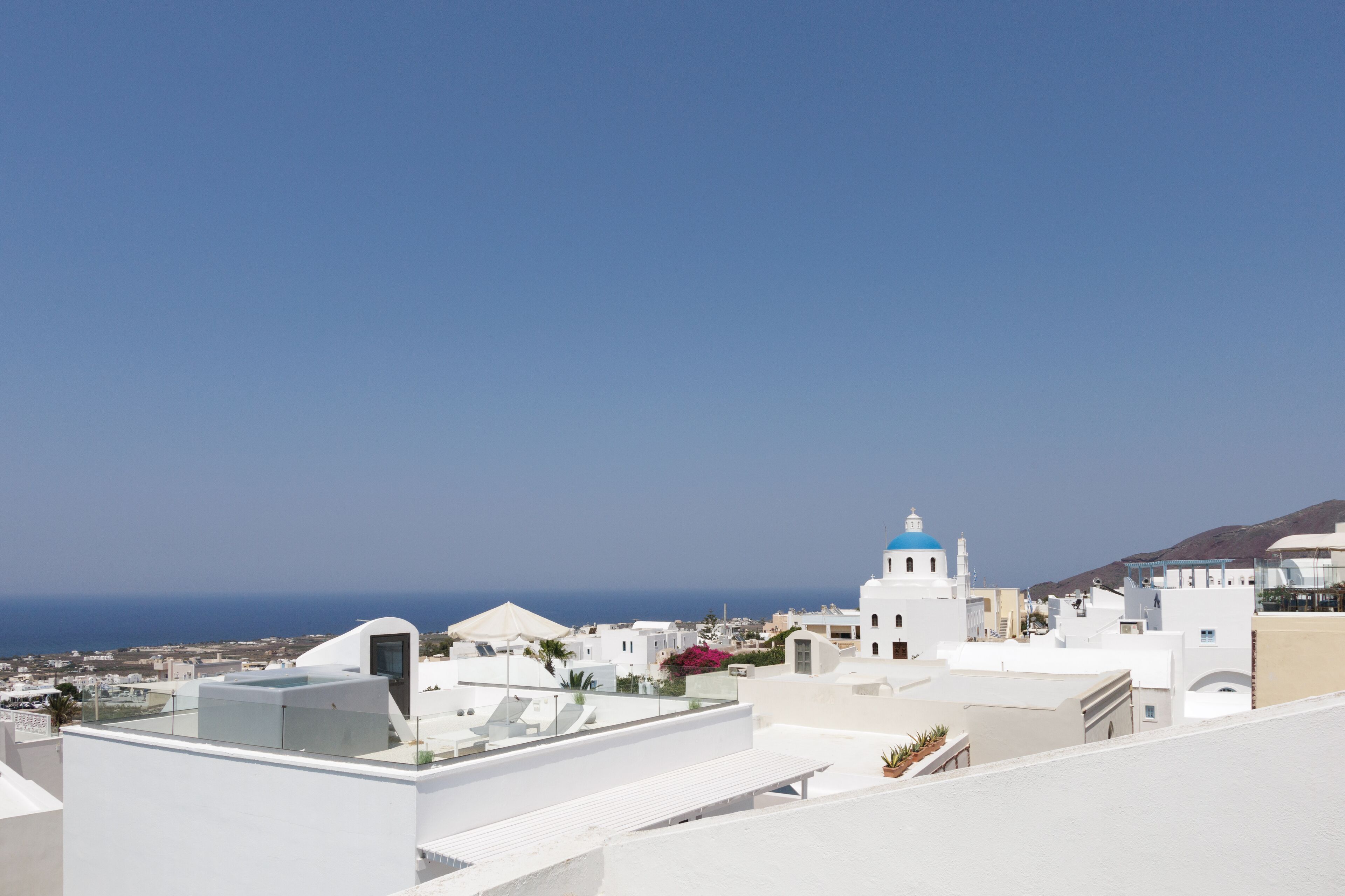 deluxe seaview suite | balcony view