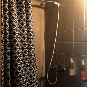 Bathroom - T2 apartment at the gateway to the Pyrenees and close to the sanctuaries (Lourdes)