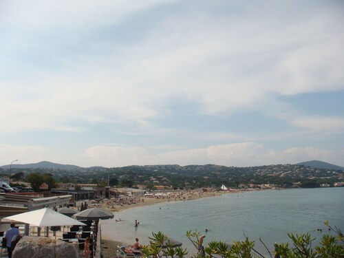 Joli 2 Pièces Neuf 300m Plage