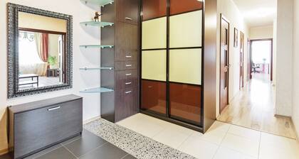 MinskLux Apartments 2 bedrooms - 100 sqm