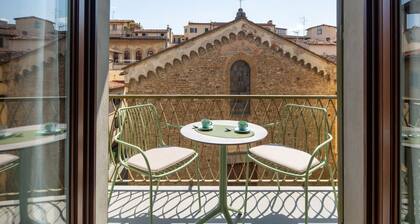 Spectacular apartment in the heart of Florence - San Remigio Apartment