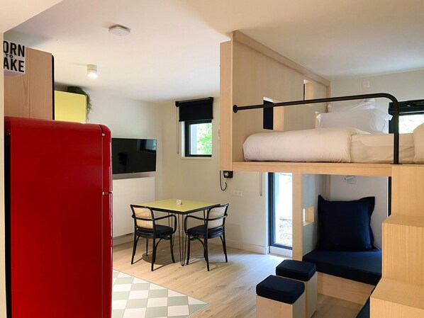 1 多间卧室、WiFi