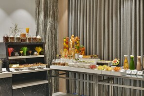 Restaurant - Rakabi The Fern Igatpuri, Series By Marriott (Igatpuri)