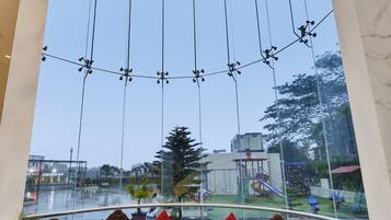 Coin salon dans le hall