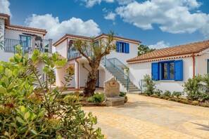 Exterior - Acquamarina 3 by All4sardinia  (Cardedu)