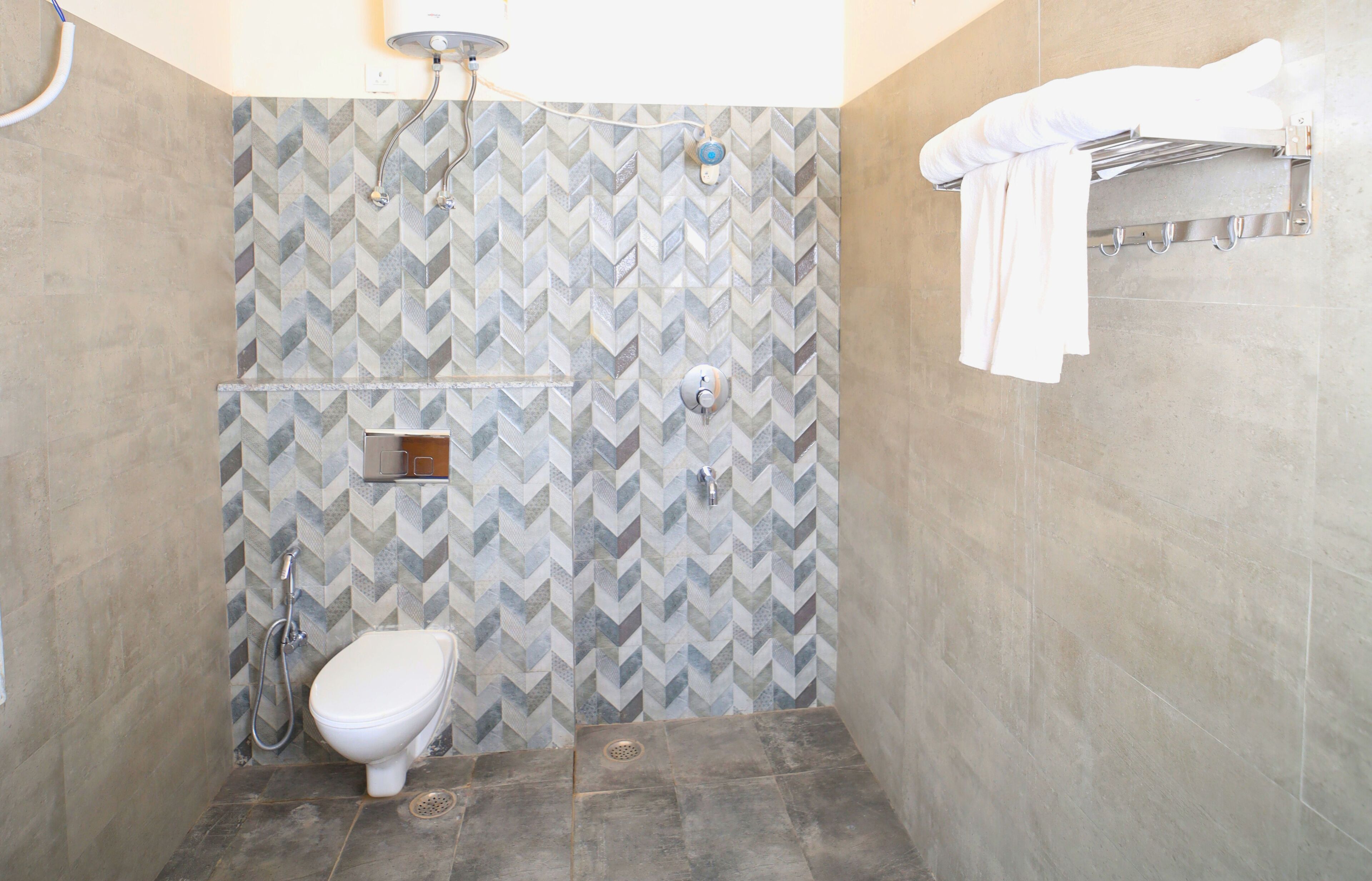 Family Room | Bilik Mandi | Pancuran mandi, kelengkapan dandanan diri percuma, selipar 