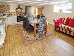 Interior - Plas Eithin (Amlwch)