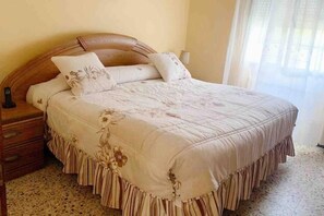 5 bedrooms