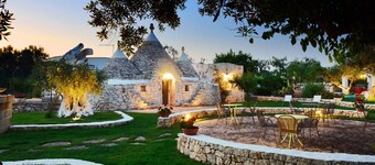THE TRULLI COURT - TRULLO BASIL -