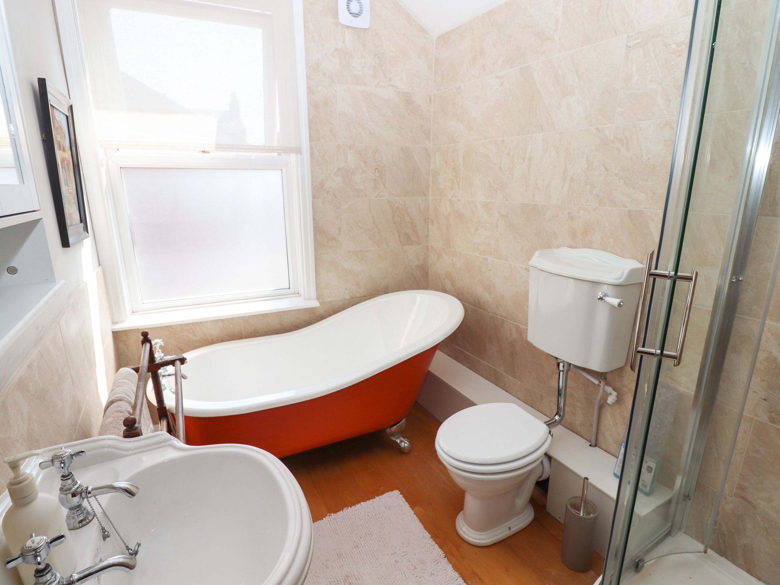 Cottage | Bathroom | Shower