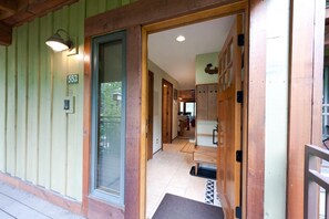 Interior - Golden Feather Getaway (#552) |Near Ski - Deck - Golf/AC/ Pool/Hot Tub (Durango)