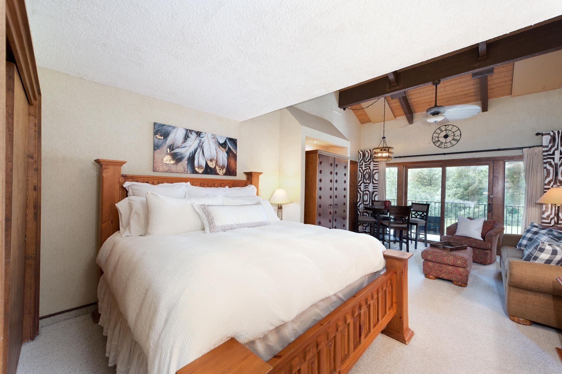 10 min to Ski - Private Deck - Golf/AC/ Pool/Hot Tub - Tamarron Resort #552