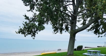 LAKE HURON BEACH SUITE