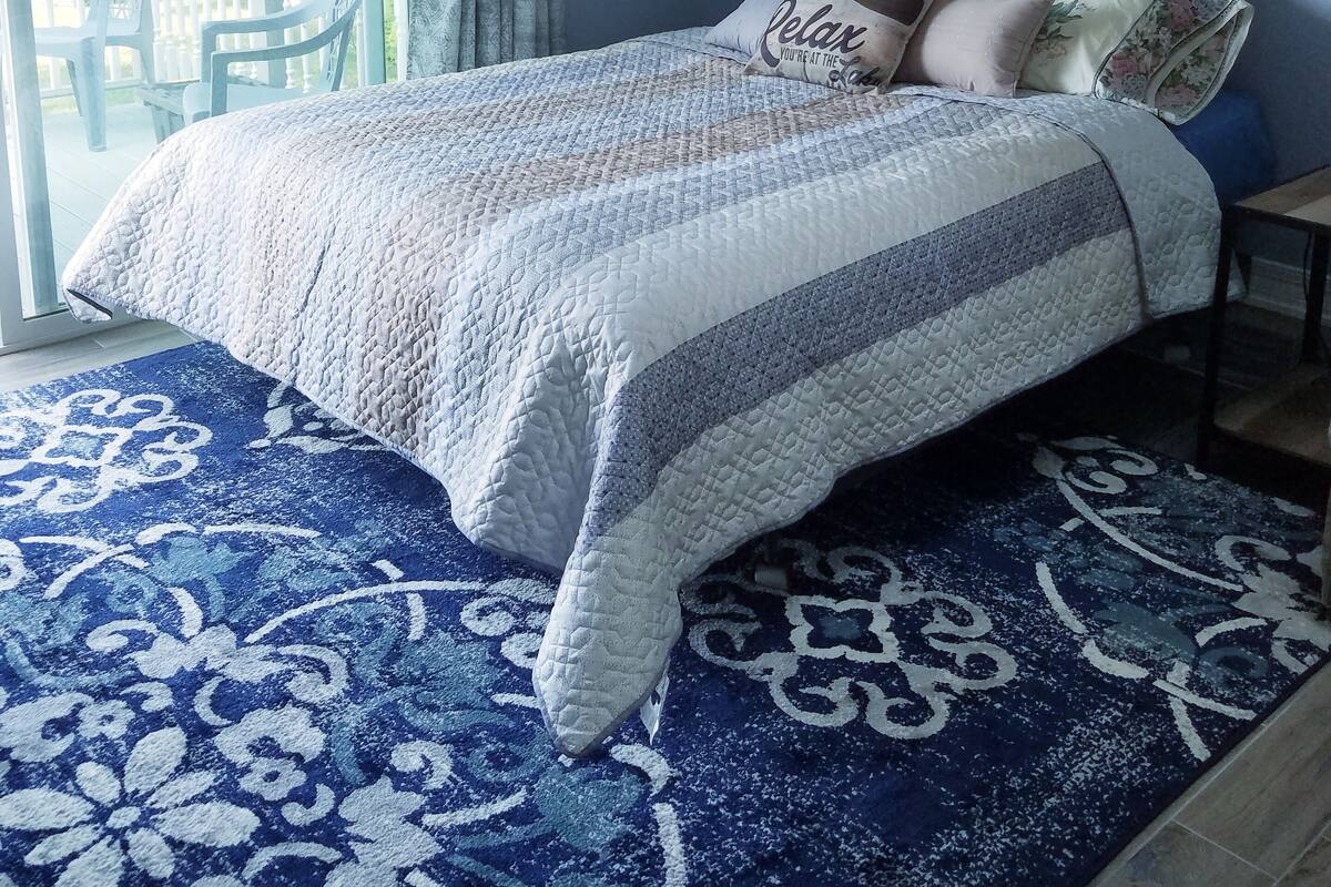 Premium bedding, laptop workspace, iron/ironing board (on request)