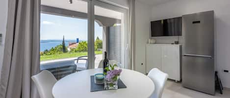 Apartment (A1) | Speisen