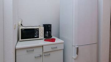 Apartment (A2) | Tech