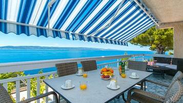 Apartment (A1) | Balcony