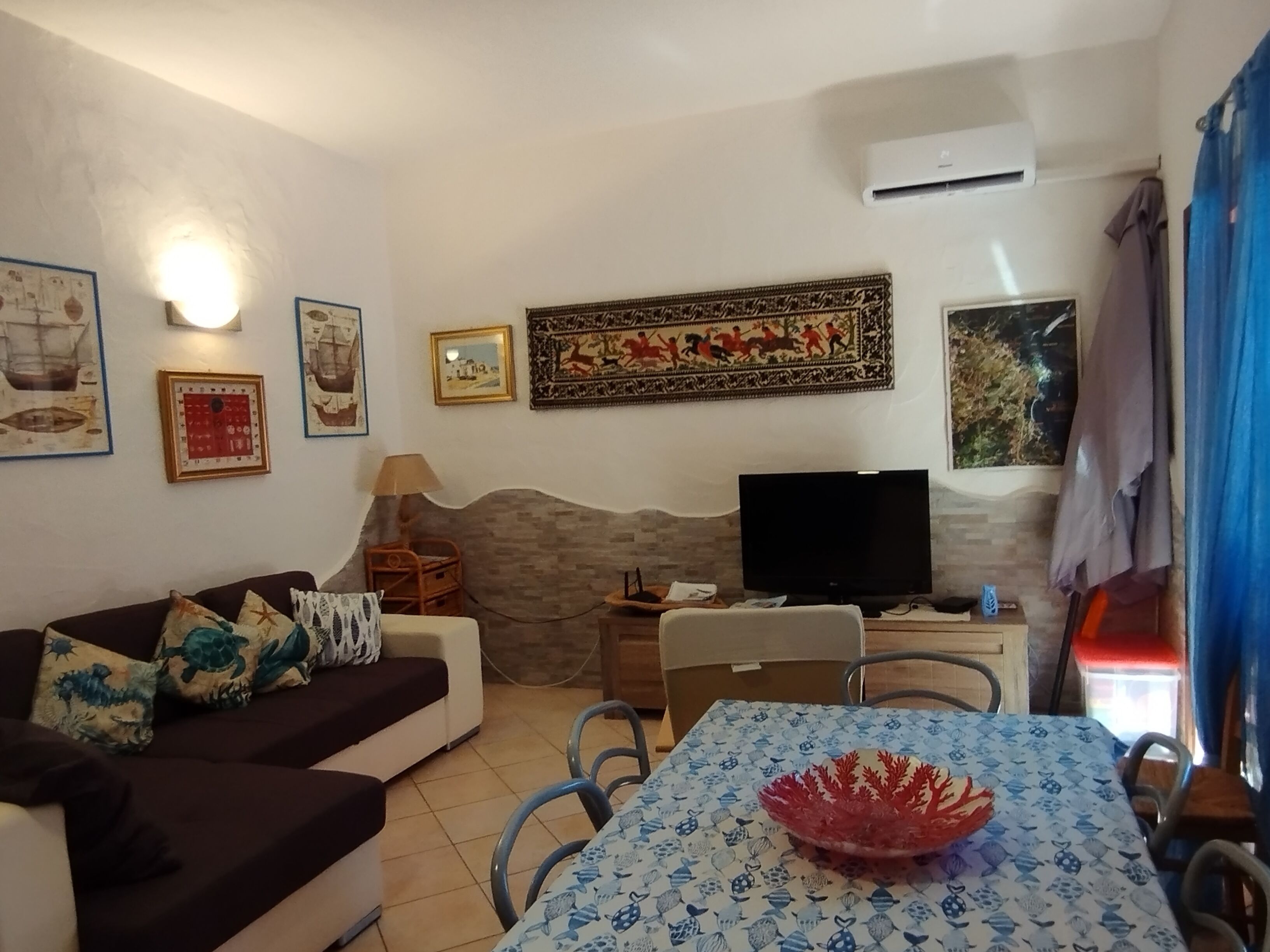 Älytelevisio, kirjoja