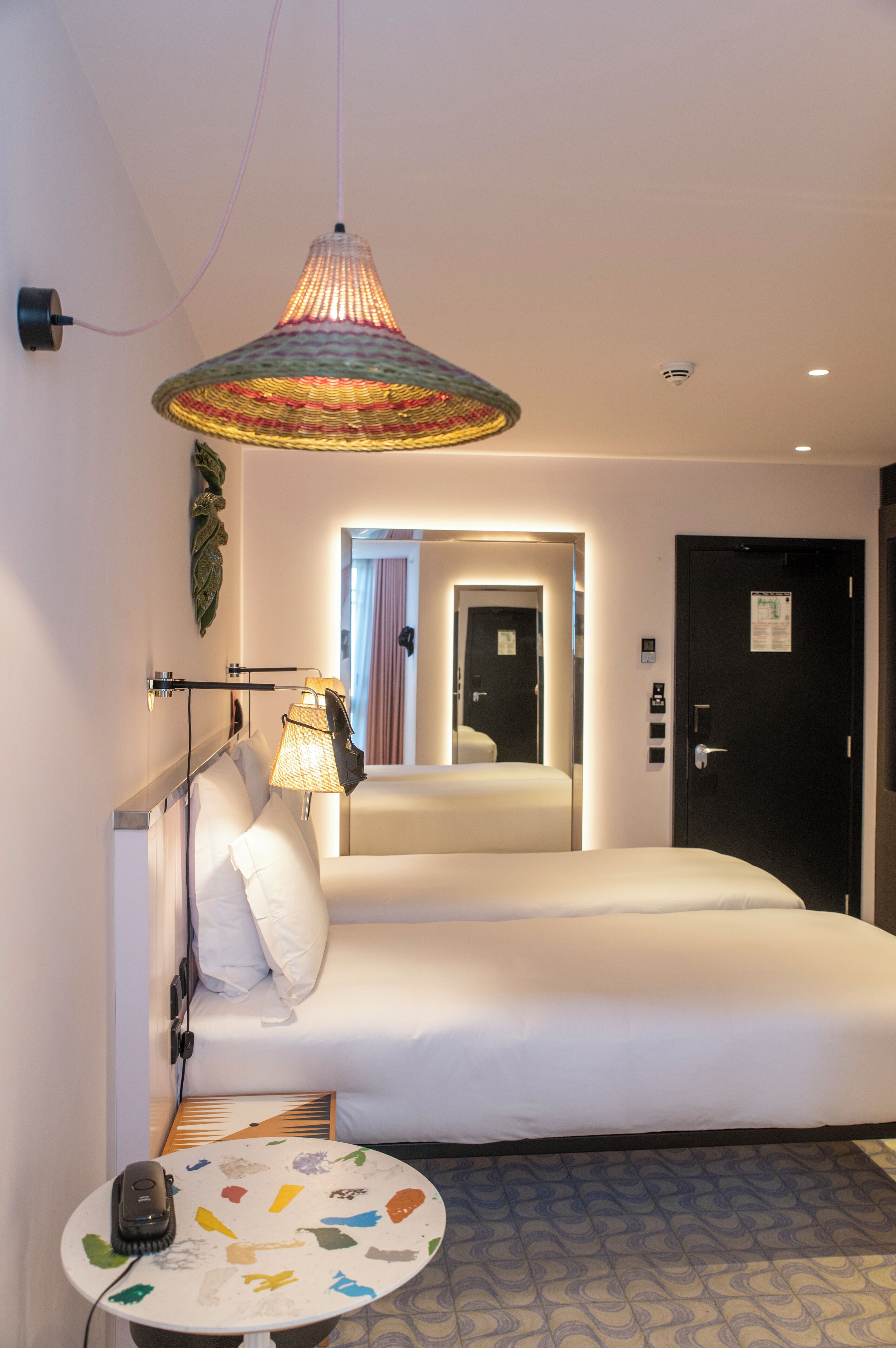 medium mama twin | 1 bedroom, soundproofing, free wifi, bed sheets