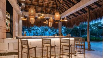 4 bars/lounges, 2 poolside bars, 3 beach bars, swim-up bar