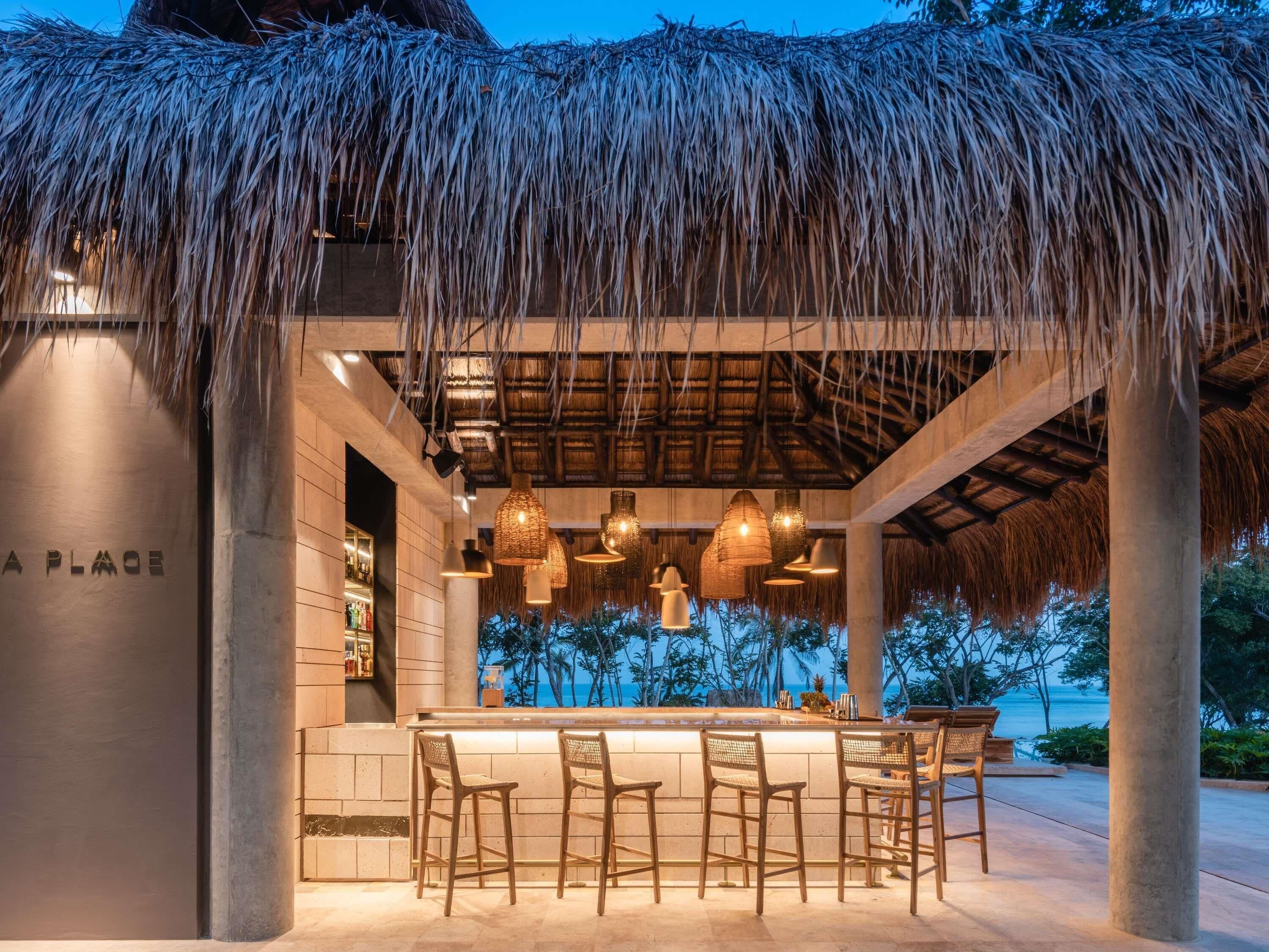 4 bars/lounges, 2 poolside bars, 3 beach bars, swim-up bar