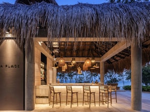 4 bars/lounges, 2 poolside bars, 3 beach bars, swim-up bar
