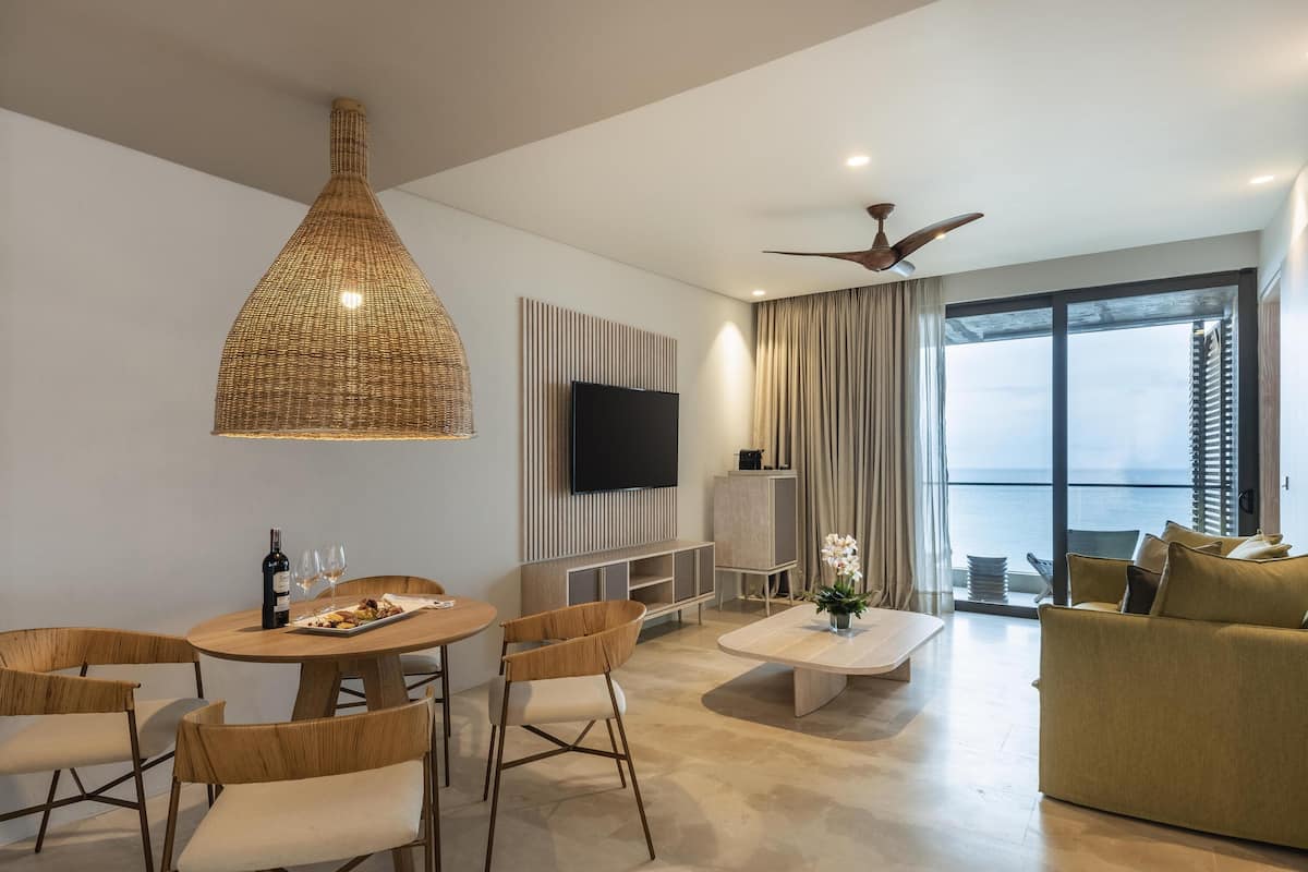 Suite, 1 très grand lit | 1 chambre, draps en coton égyptien, literie de qualité supérieure