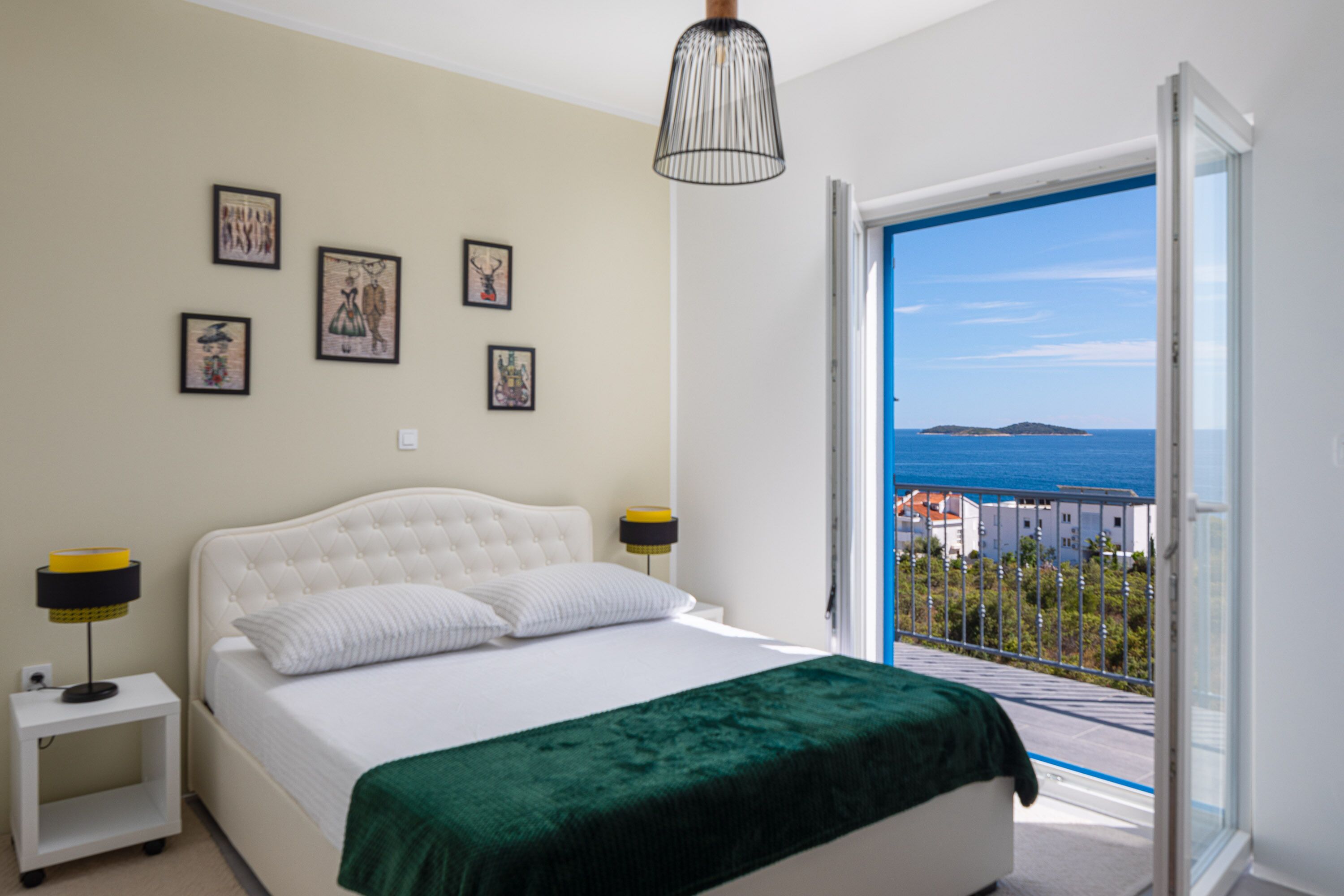 6 多间卧室、熨斗/熨衣板、旅行婴儿床、WiFi