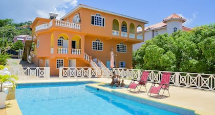5 BEDROOM Apartment