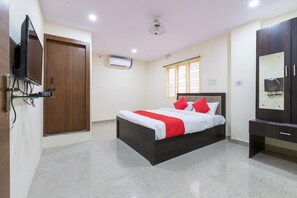 Economy Room - Hotel Station View Mughalsarai by ShriGo Hotels (Chandauli)