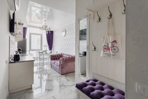 Smart TV - Amazing stylish apartment in the best Arcadia condo (Одесса)