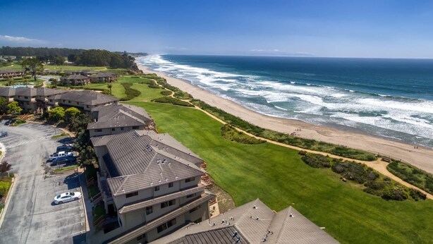Beach nearby - Beautiful North Bluff Seascape Resort 2/2.5 Ocean View (Aptos)