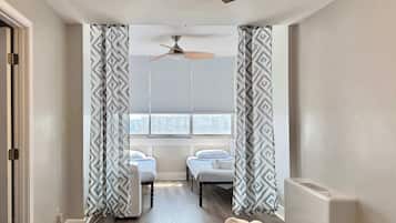 3 bedrooms, desk, iron/ironing board, WiFi