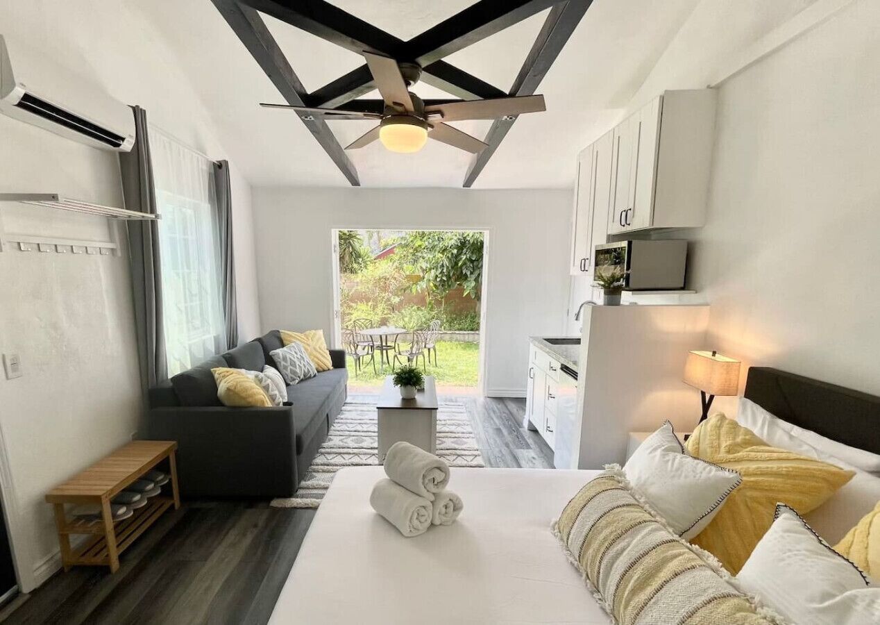 1 bedroom, desk, iron/ironing board, WiFi