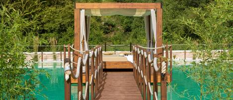 Indoor pool, outdoor pool