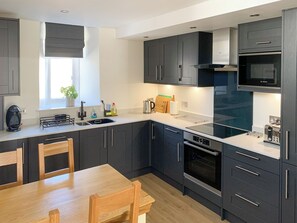 食器洗い機、ハイチェア