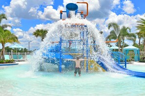 Pool - Free Resort Amenities/ Private Pool/ Themed Rooms/Solara Resort (Kissimmee)
