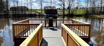 High End Pond Chalet in Country & But Near Shops