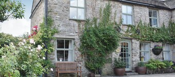 Foal Barn Cottages - The Smithy-CC211115