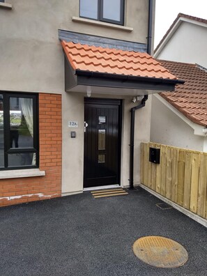 Exterior detail - 5* Centrally located Luxury Detached Home in Newry (Newry)
