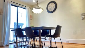 Dining - ★Luxury 4Story Home★Downtown Houston★Rooftop Patio (Houston)