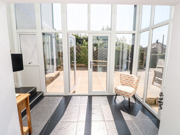 Cottage | Balcony